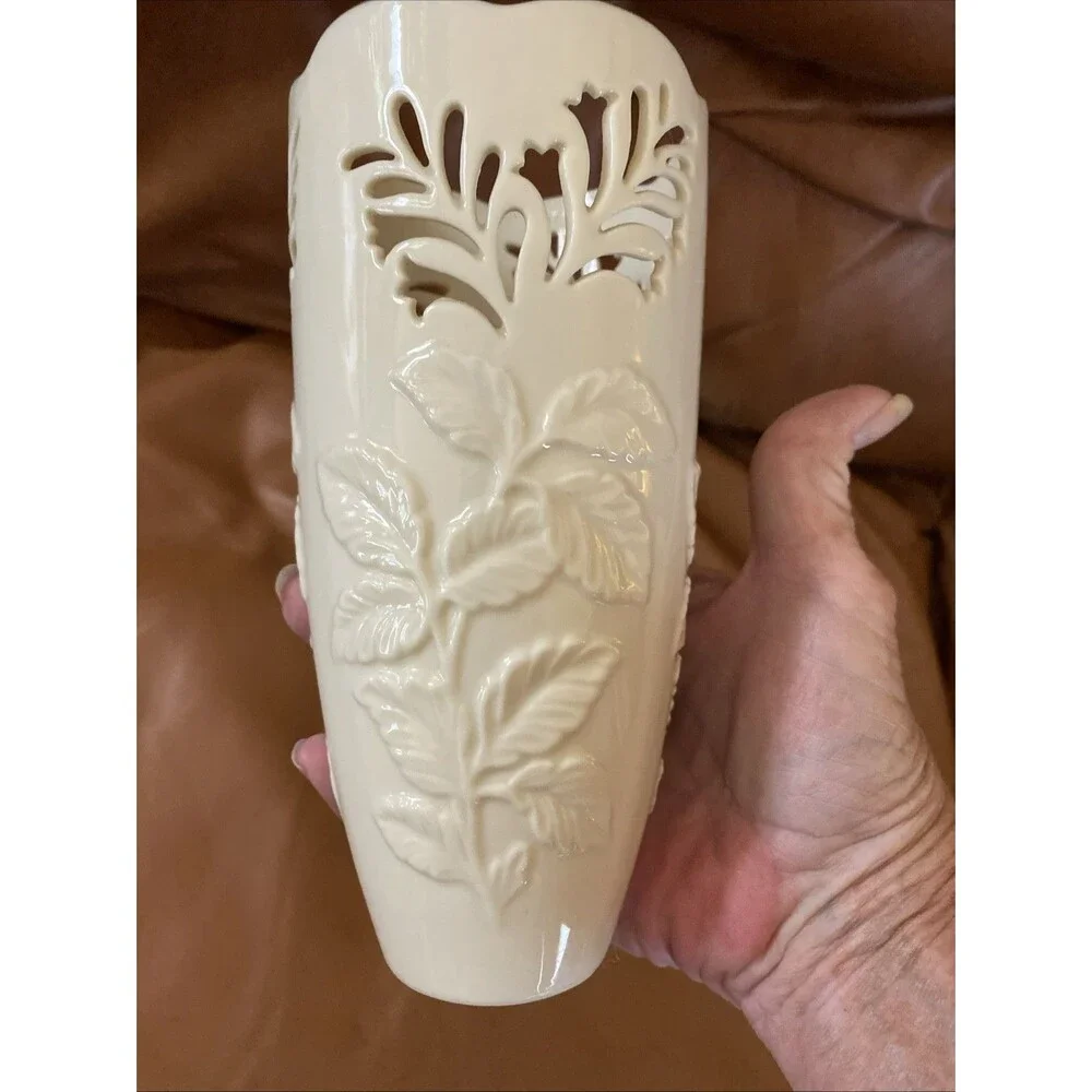 Lenox Westbury Pierced Vase with Raised Leaves 7